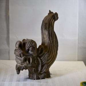 灰陶鸱吻